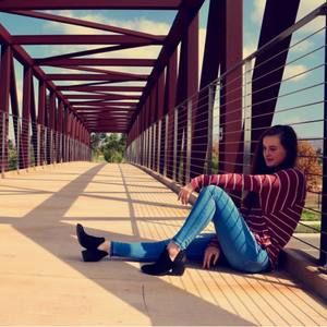 Meet your Posher, Kaci